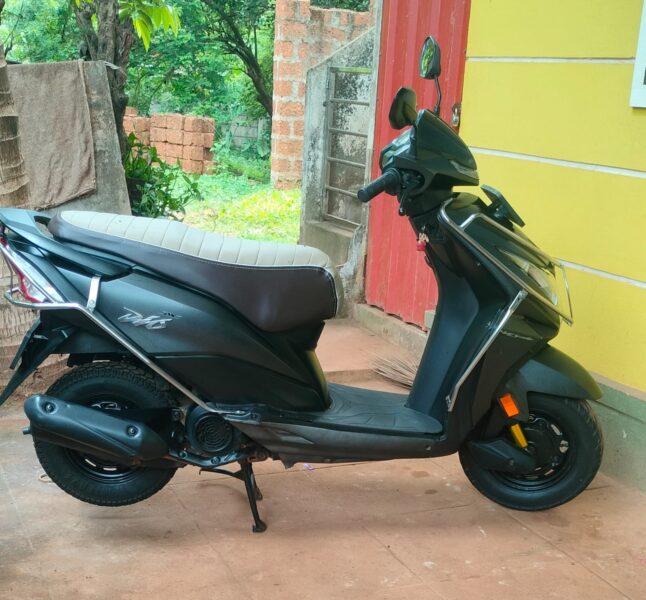 Honda Dio DX Scooty for sale